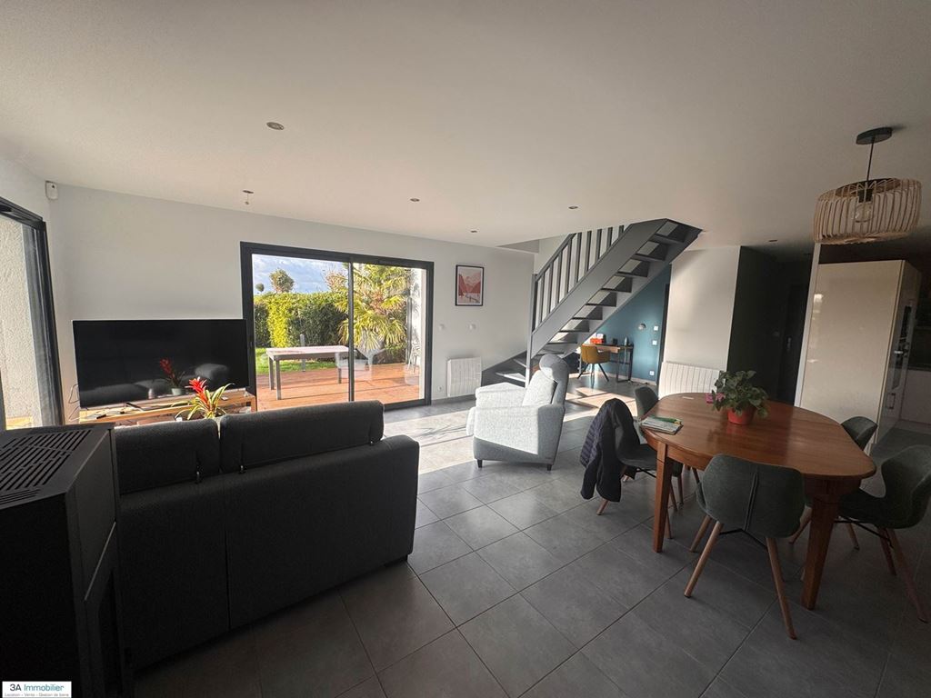 Maison Contemporaine EMIEVILLE (14630) 3A Immobilier